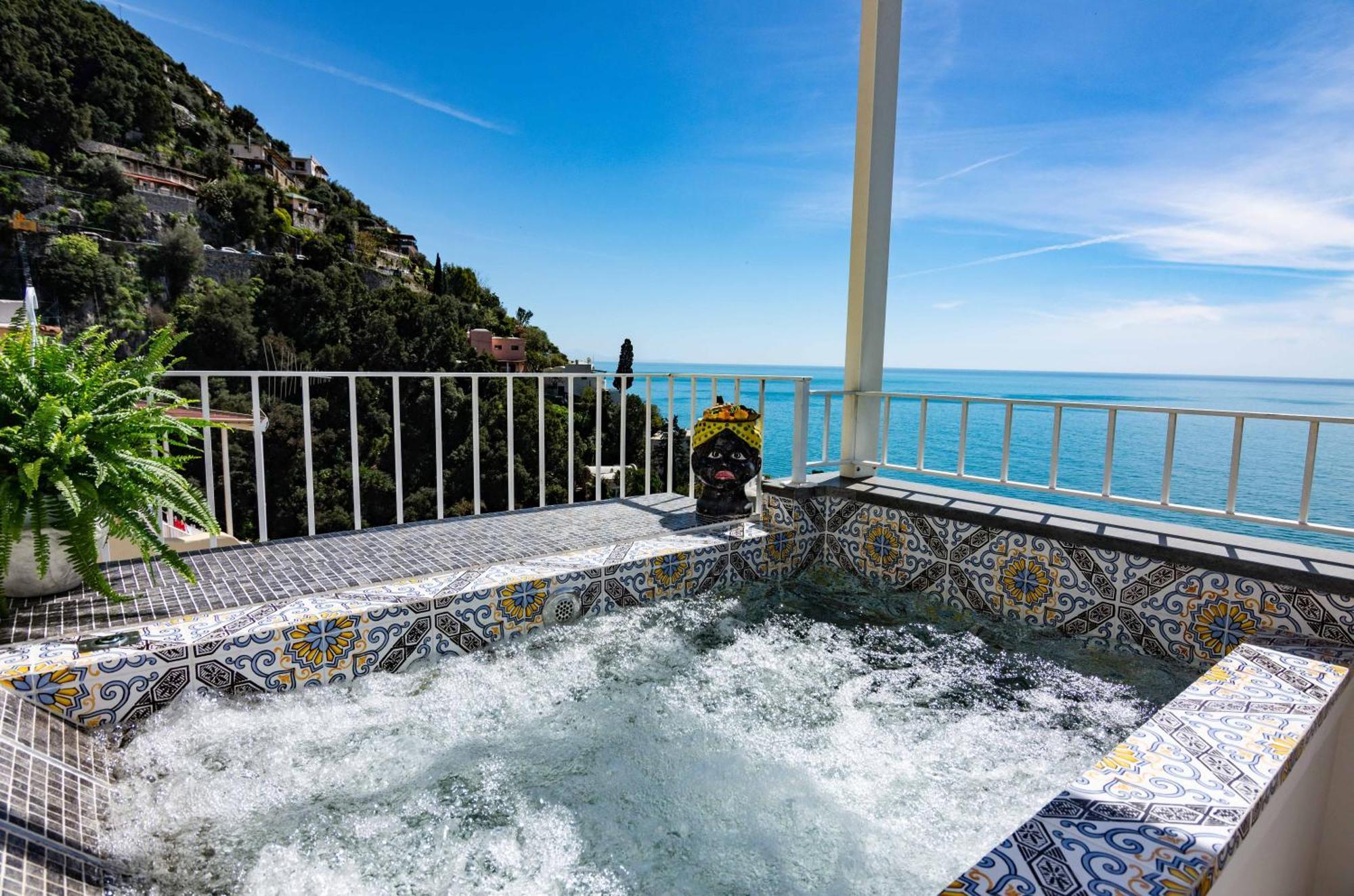 Villa Pietra Santa Positano Bagian luar foto