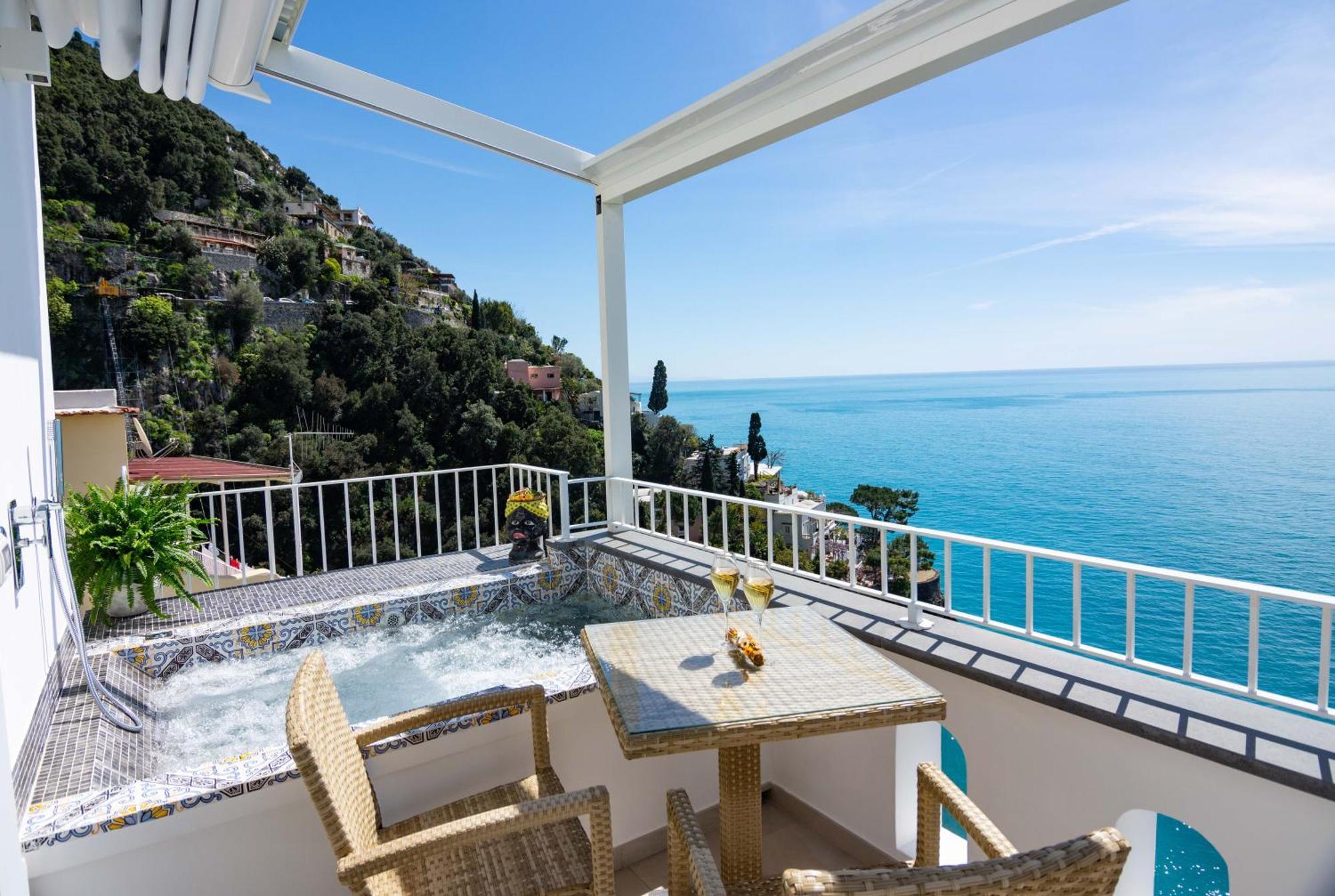 Villa Pietra Santa Positano Bagian luar foto